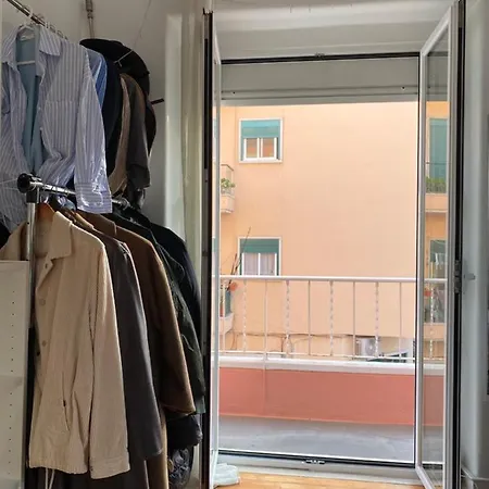 Private Bed Walking Distance To Wyd 2023 Διαμέρισμα *