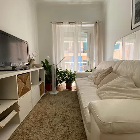 Private Bed Walking Distance To Wyd 2023 * Lisbon